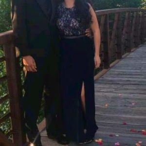 ✨NIGHTWAY Dark Navy Prom Dress ✨